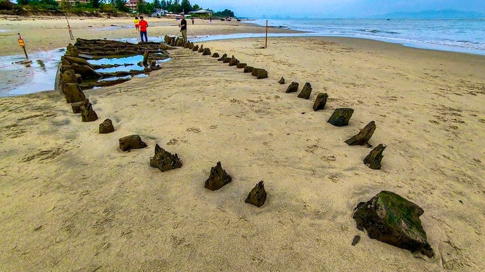 Ecco il video. Il tifone Kalmaegi riporta alla luce in Vietnam un relitto di 500 anni