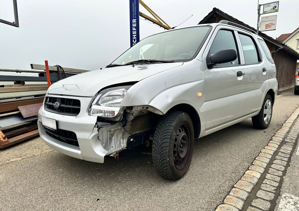 Am Auto des 80-Jährigen entstand Sachschaden.