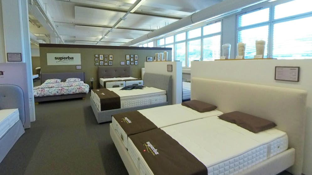 No wages paid for months. Two traditional Swiss mattress brands are on the brink of bankruptcy