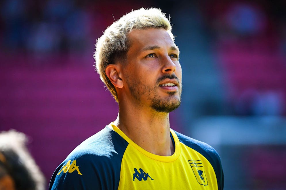 Siegrist ist aktuell an Genua ausgeliehen.