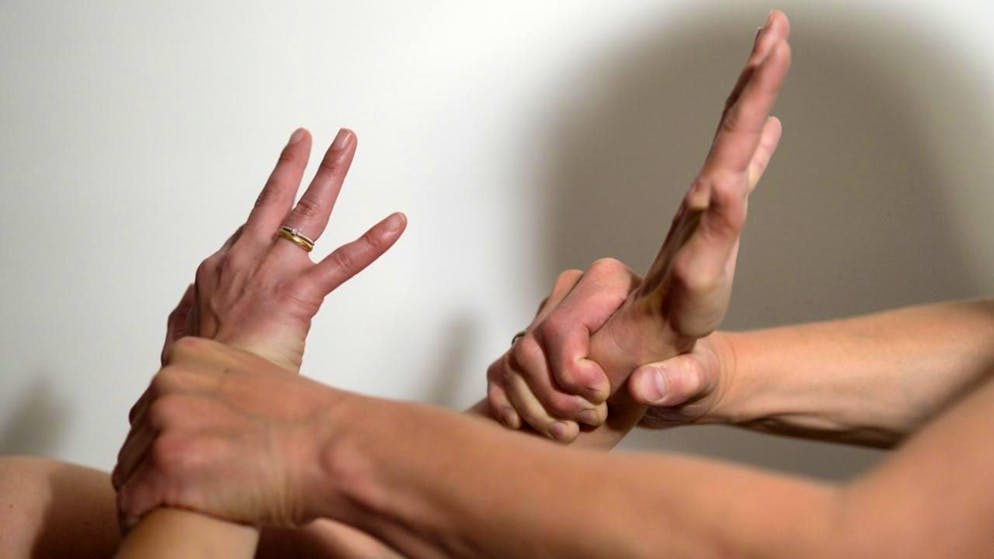 Les femmes représentent près de 70% des victimes et plus de la moitié des homicides commis en Suisse ont lieu dans le cadre domestique.