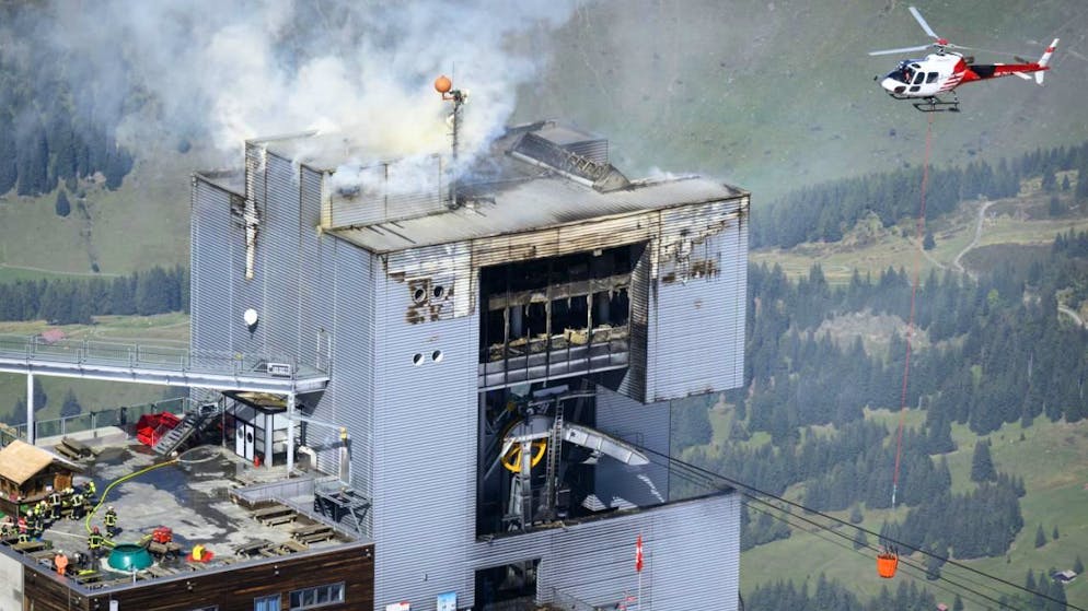 Das an der Bergstation der Seilbahn Glacier 3000 in Les Diablerets VD gelegene Restaurant Botta wurde in der Nacht vom 18. auf den 19. September 2022 weitgehend zerstört. (Archivbild)