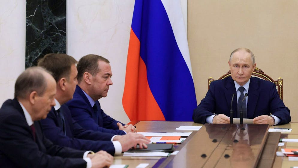 Ukraine. Moscou dénonce un complot visant à détourner un avion de chasse