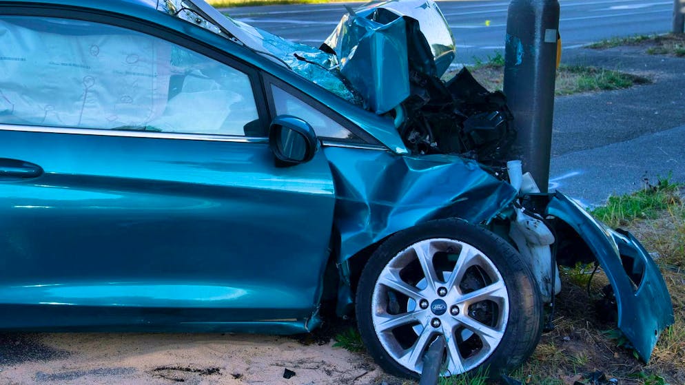 LED headlights, driver assistance systems integrated into windscreens: repairs to newer vehicles are much more expensive.