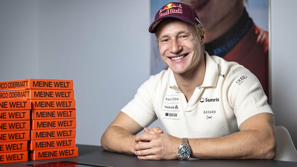 Marco Odermatt a présenté à la presse ce lundi 10 novembre son livre «Meine Welt» (Mon univers).