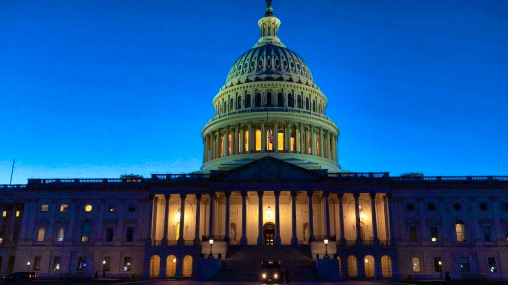 The US Capitol can be seen at sunset. Photo: Jose Luis Magana/AP/dpa