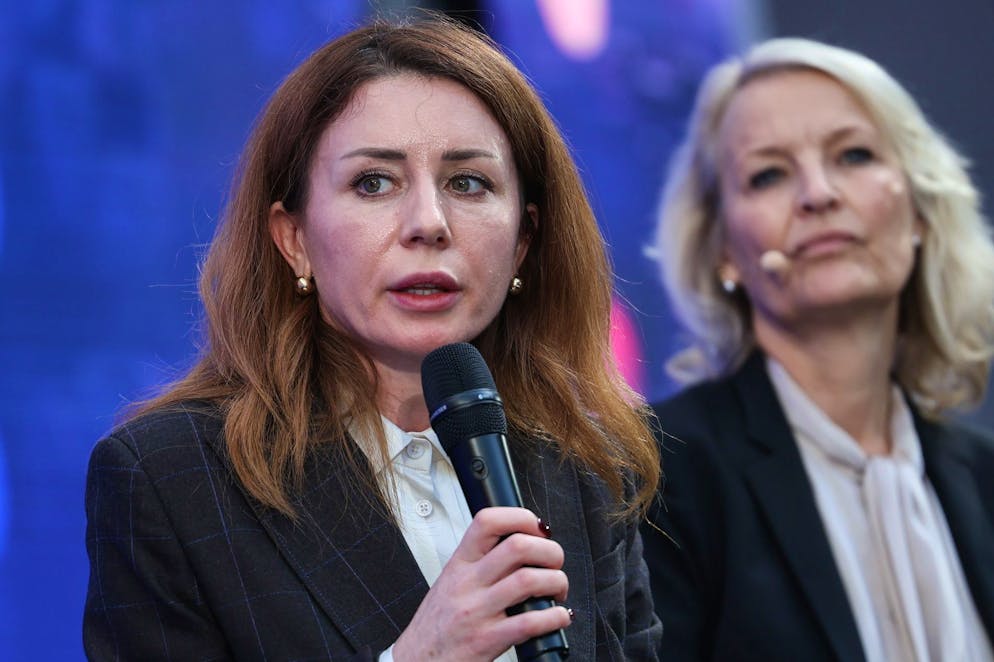 Die ukrainische Energieministerin Switlana Hryntschuk (links) hat im Zuge des Korruptionsskandals ihren Rücktritt eingereicht.