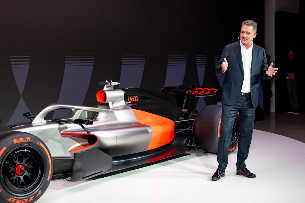 Audi-Boss: Ab 2030 um Formel-1-Titel fahren - Gallery. Audi-Boss Gernot Döllner vor seinem neuen Schmuckstück.