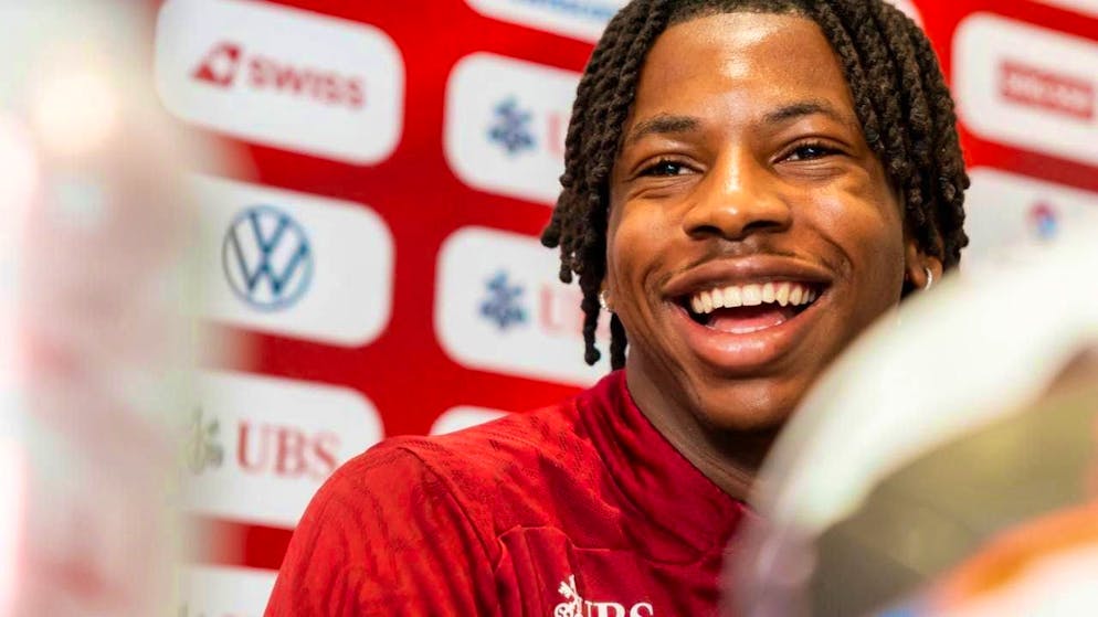 National player Johan Manzambi is looking forward to the home game in Geneva.