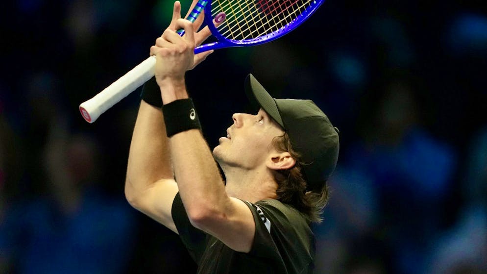 ATP Finals. Alex De Minaur reprend espoir et qualifie Carlos Alcaraz