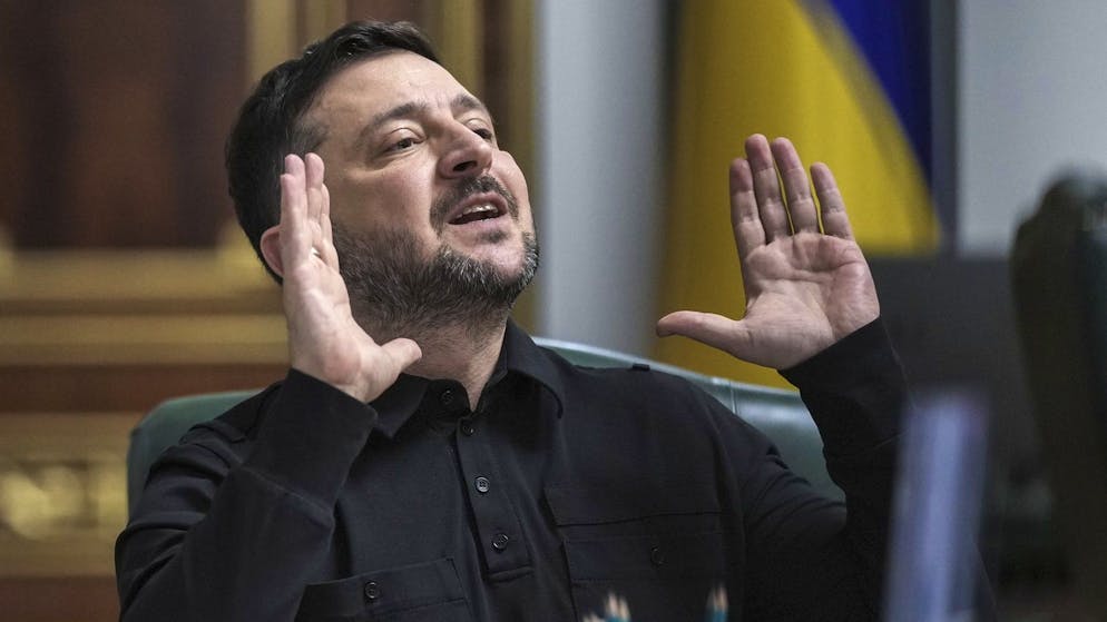 Volodymyr Zelensky sotto pressione.