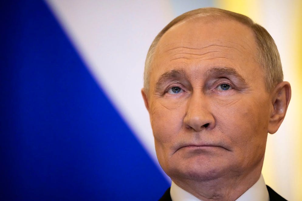 «Compte tenu de la brutalité [du président russe Vladimir] Poutine, je pense qu'il est illusoire de croire qu'une attaque contre un État européen épargnera à long terme la Suisse», estime la politicienne allemande Marie-Agnes Strack-Zimmermann (FDP).