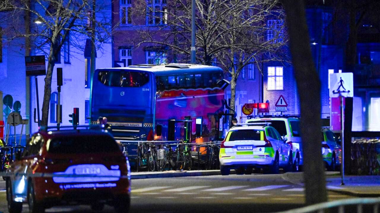 Schweden. Tote und Verletzte bei Busunfall in Stockholm