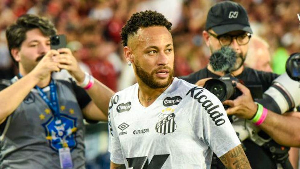 Apologized to the coach?. Neymar: 