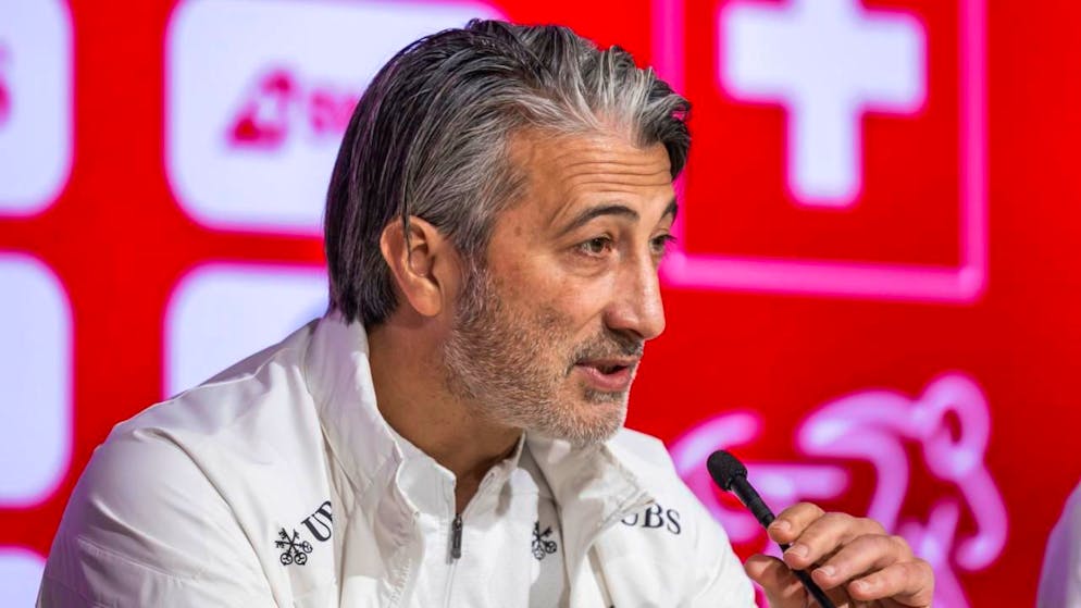Nationaltrainer Murat Yakin erklärt, wie er das Spiel gegen Schweden angehen will
