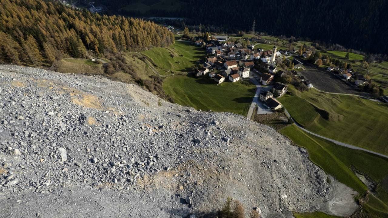 Frana. GR: Brienz/Brizauls accessibile solo tre giorni a settimana