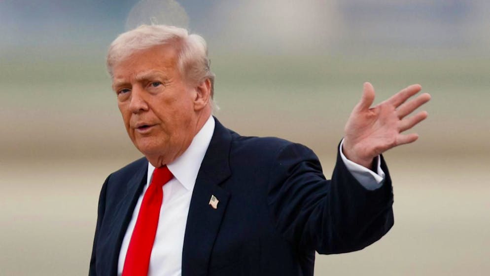 Solution trouvée. Trump réduit les droits de douane pour la Suisse à 15%