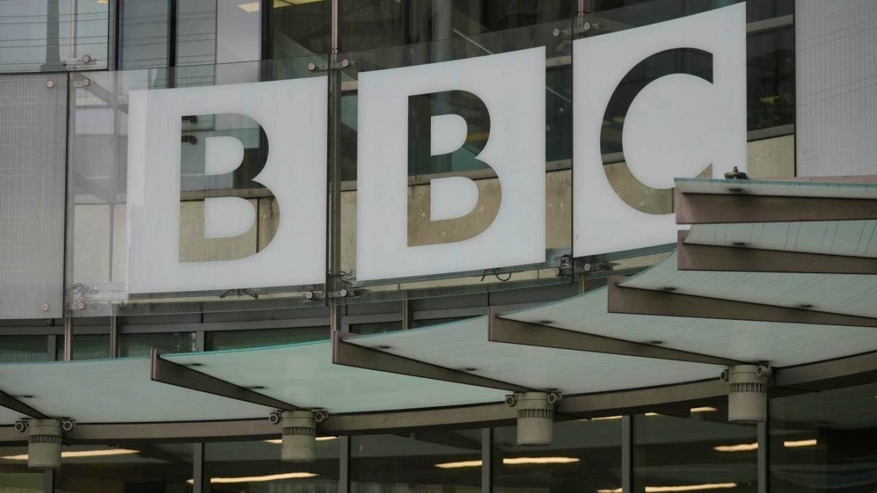 Great Britain. BBC apologizes to Trump over TV show