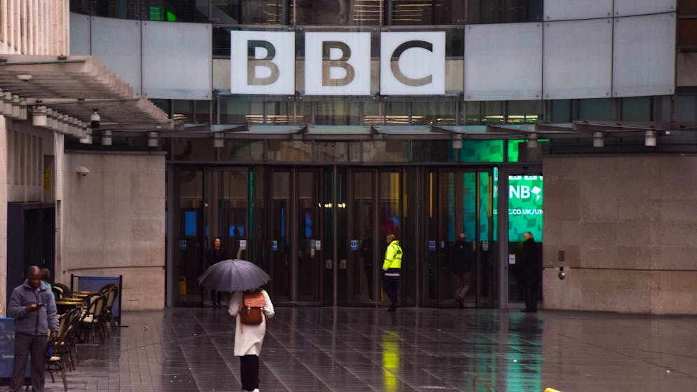 Trump kündigt Milliardenklage gegen BBC an - Gallery. Die BBC sieht aus mehreren Gründen keine Grundlage für eine Verleumdungsklage.