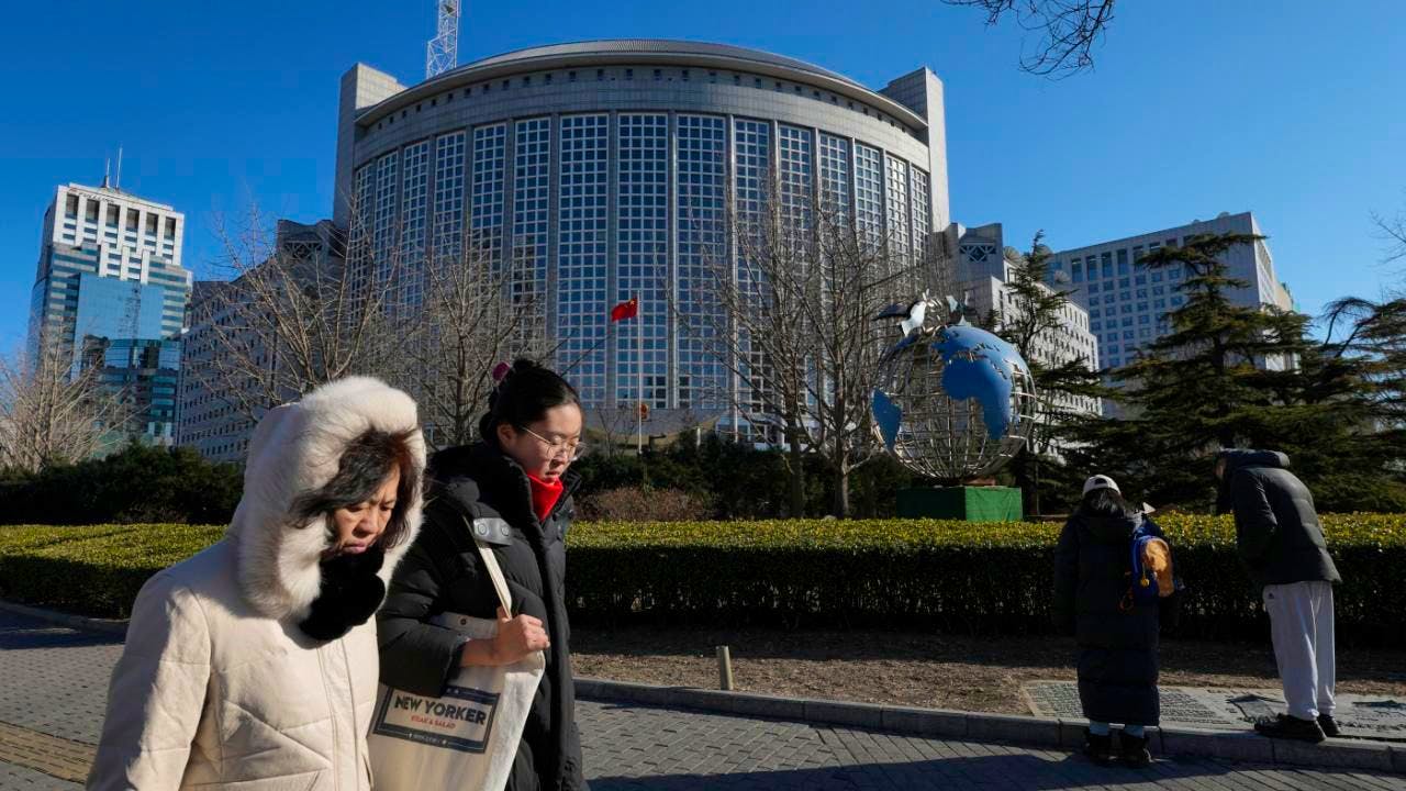 Politics. Dispute over Taiwan: China advises citizens not to travel to Japan