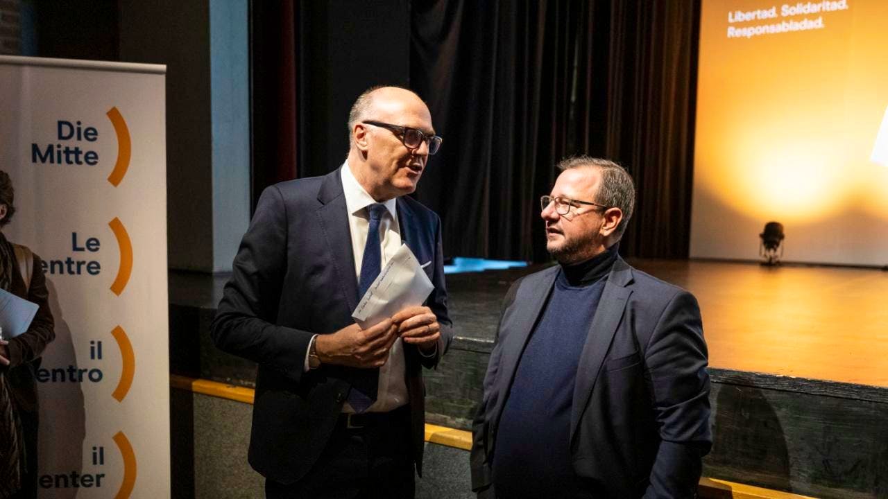 Political parties. The center wants to reclaim second Federal Council seat in 2027 elections