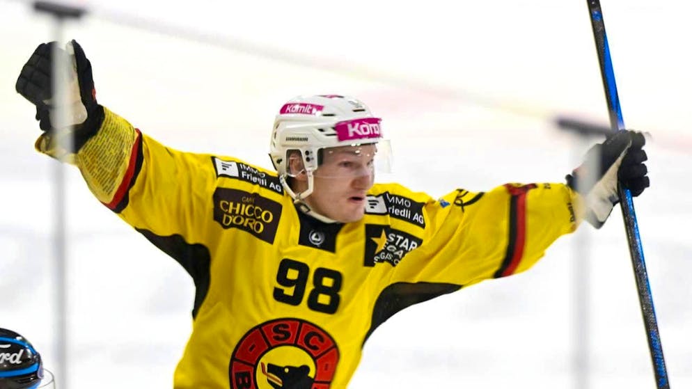 Lugano's high continues - Gallery. Benjamin Baumgartner scored Bern's winner in overtime in Langnau