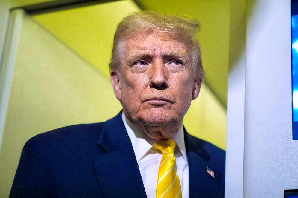 Il presidente degli Stati Uniti Trump vuole fare causa alla BBC per ottenere miliardi.