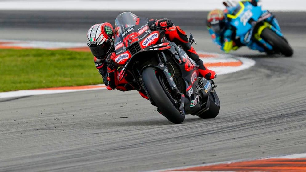 MotoGP. Marco Bezzecchi s'impose à Valence