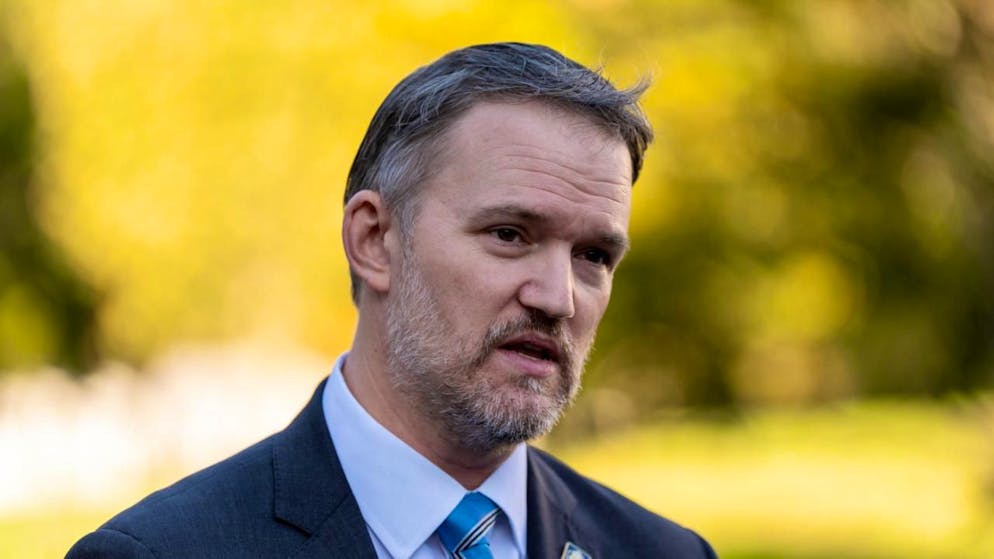 Le représentant américain au Commerce Jamieson Greer loué par Donald Trump pour l'accord négocié avec la Suisse.