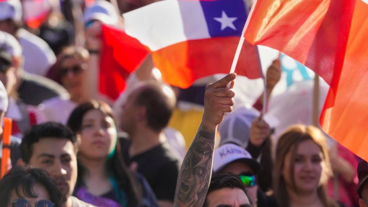 Politik. Rechtsruck bei Präsidentenwahl in Chile möglich