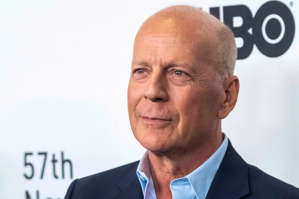 Ehefrau von Bruce Willis: Töchter gehen offen mit Demenz um - Gallery. 2022 beendete der Star seine Schauspielkarriere wegen seiner Erkrankung. (Archiv) 
