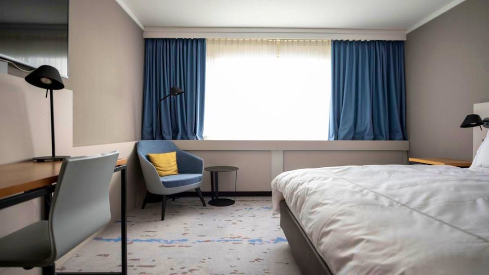 Après une baisse de 2,8% en février, le nombre de nuitées a depuis affiché une progression constante. En 2024, elles avaient crû de 2,6% à 42,8 millions de nuitées, portées par la clientèle étrangère.