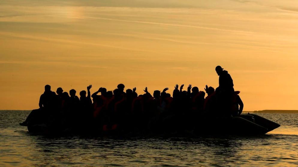 Gran Bretagna. Londra lancia la stretta sui migranti: più espulsioni e «durezza necessaria»