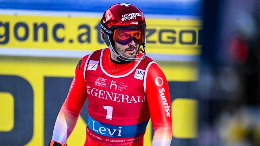 Kritischer Blick von Loïc Meillard auf die Anzeigetafel: Das war nicht gut genug.