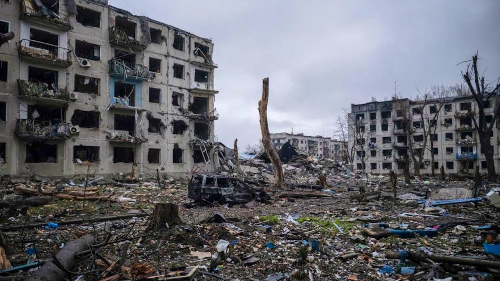 Le conseguenze du un attacco russo a Kostyantynivka, nella regione del Donetsk. (foto del 15 novembre 2025)