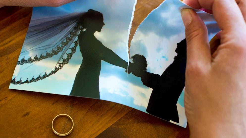 40 percent of all marriages end in divorce. Divorce has long-term financial consequences, especially for the person with the lower income.