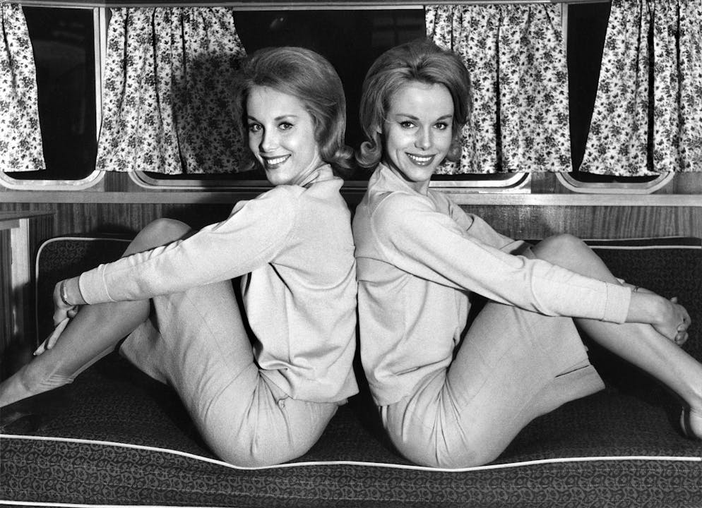 Alice (destra) e Ellen Kessler in un immagine non datata