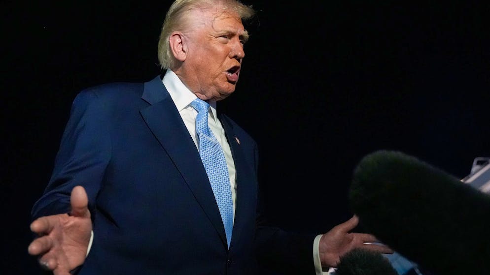 Vor Abstimmung im Repräsentantenhaus. Trump legt überraschende Kehrtwende im Fall Epstein hin