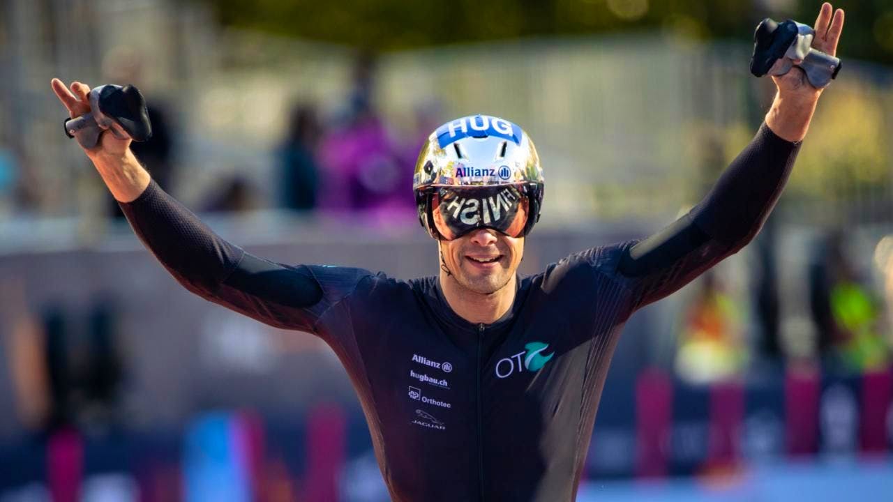 Para athletics. Hug's twelfth marathon victory in Oita