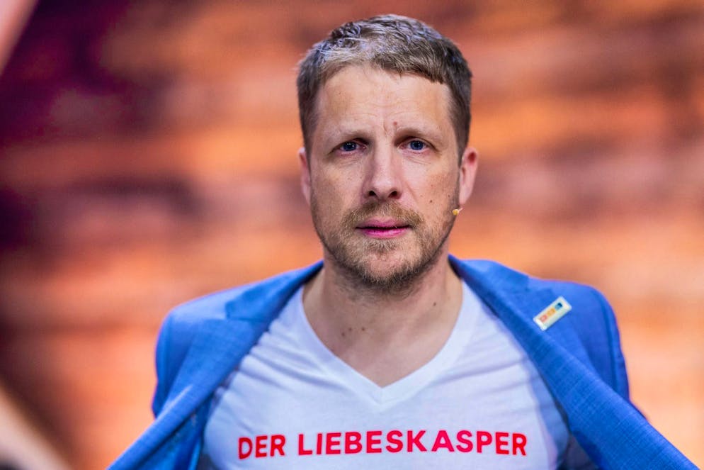 Oliver Pocher taunts Hazel Brugger and her husband on social media. Hazel Brugger won the Bambi in the comedy category at the weekend.