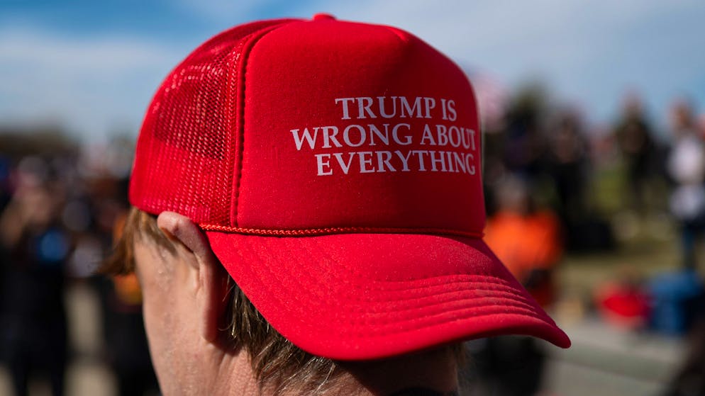 Bröckelt Trumps Macht?. Die Maga-Bewegung des US-Präsidenten zeigt Erosionen