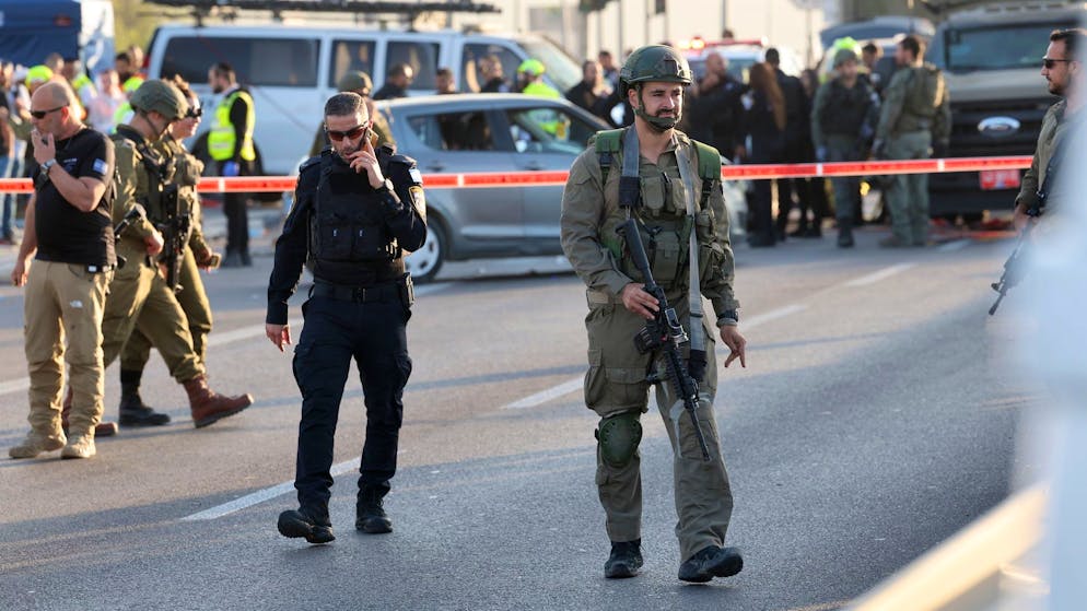 Guerra in Medio Oriente. Attacco con coltello in Cisgiordania, morto un colono israeliano