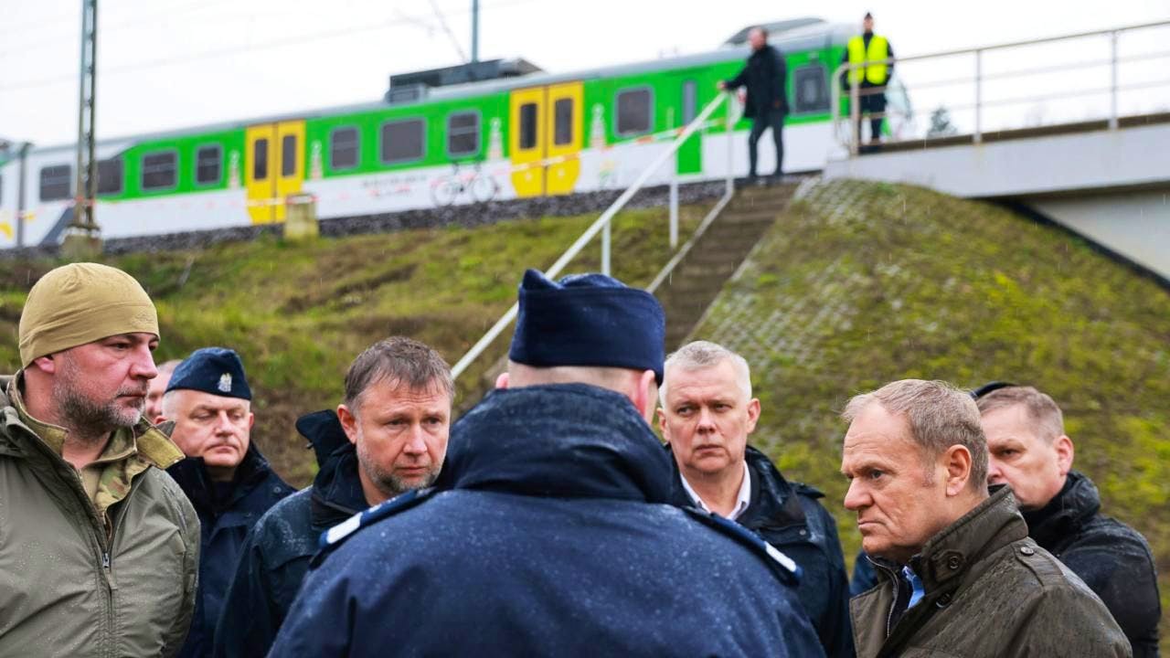 Polonia. Tusk, identificati 2 ucraini al servizio di Mosca per attentato