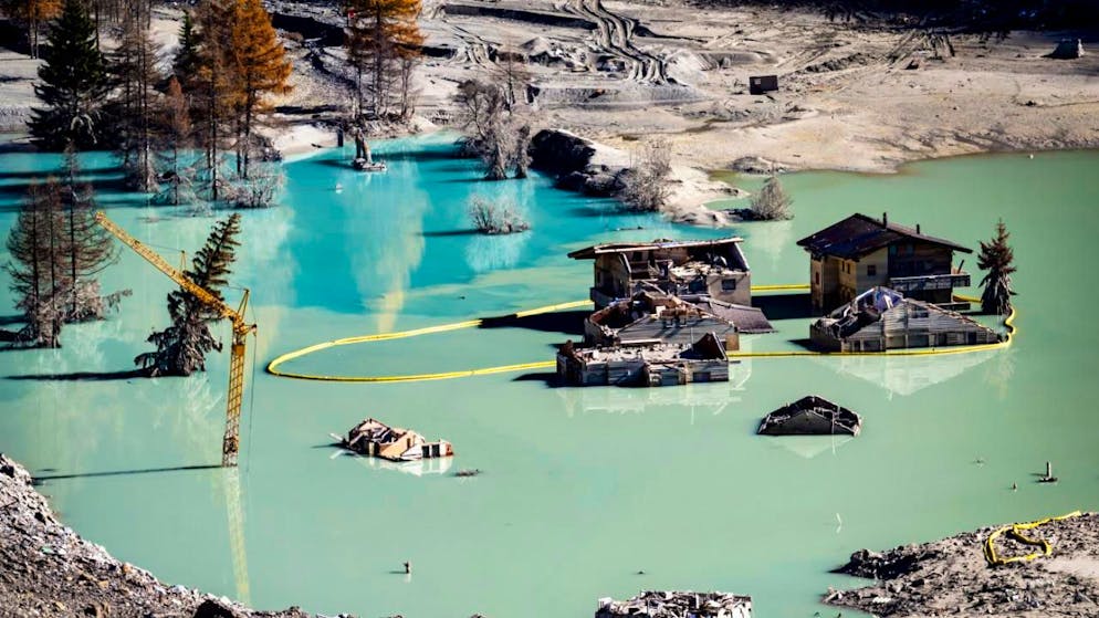 Un'immagine della frana che ha colpito il villaggio altovallesano di Blatten