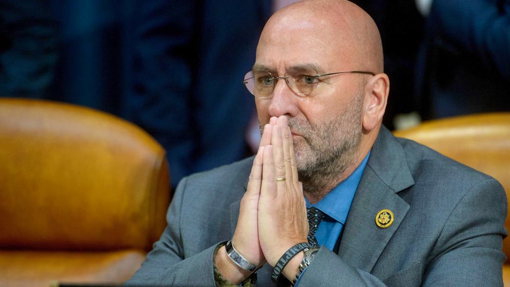 427 against 1. This Republican is the only one who doesn't want to publish the Epstein Files