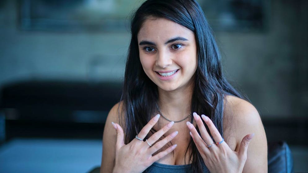 «Tatort» im Check: Überlebe wenigstens bis morgen. Warum war Nelly Schlüter (Bayan Layla) offenbar so einsam, dass sich Monate lang niemand Gedanken machte, als sie sich bei niemandem meldete? In Rückblenden lernt man das Leben der jungen Frau kennen.