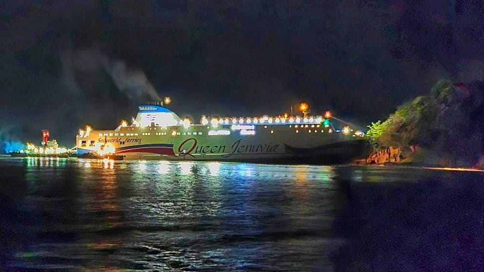Le ferry s'est échoué mercredi sur l''ile inhabitée de Jok.