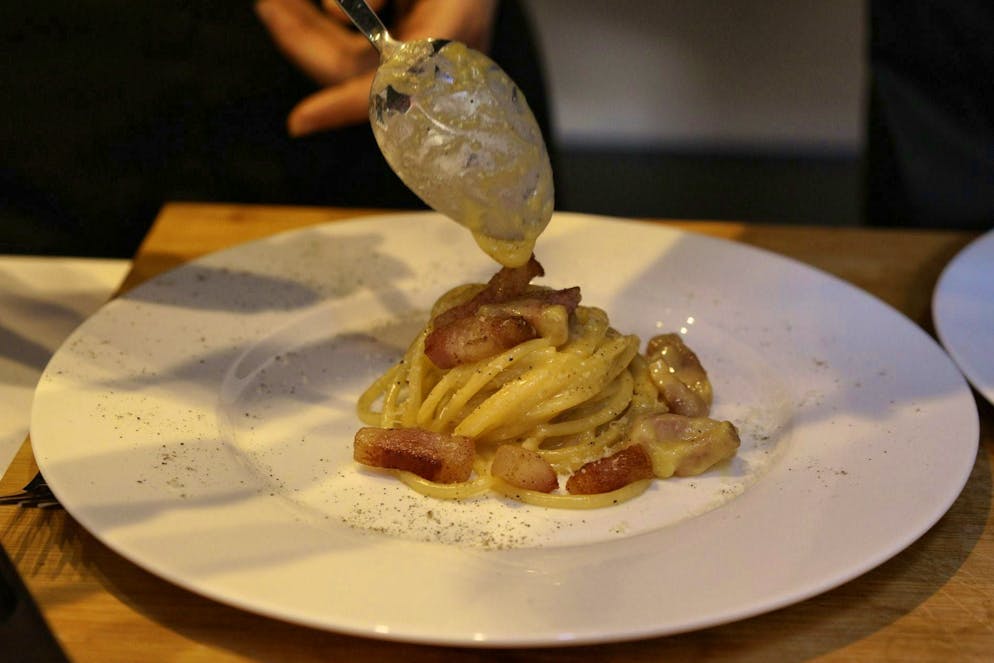 A carbonara sauce is causing a bad mood in Italy