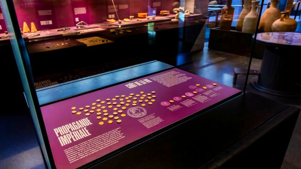 Zwei Personen drangen kurz vor der Schliessung ins Römische Museum in Lausanne ein und stahlen mehrere Dutzend Goldmünzen von archäologischem Wert. (Archivbild)