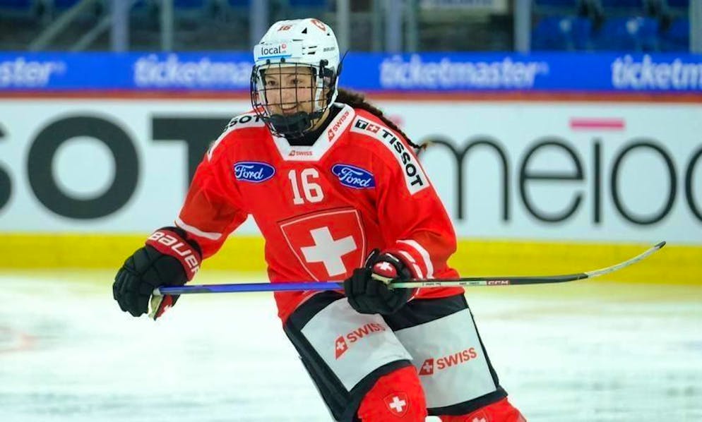 Con la maglia della Nazionale svizzera